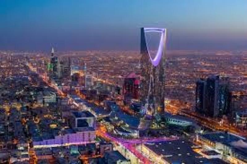 السعودية تحقق تعافيًا بنسبة 156% في أعداد السياح الوافدين خلال 2023