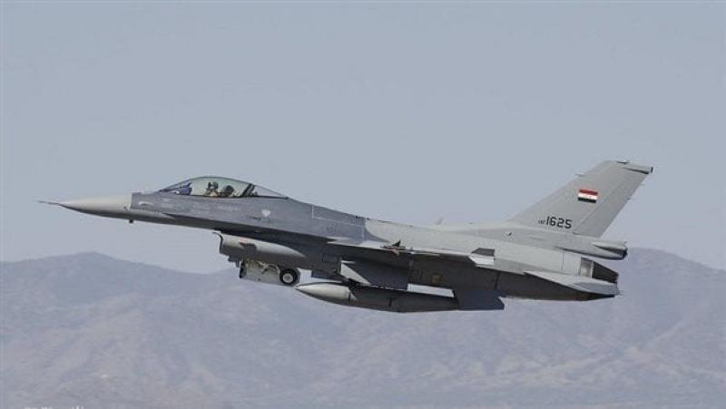 طائرة "F-16