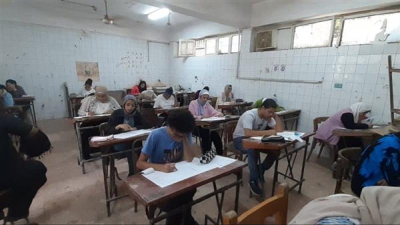 طلاب الثانوية العامة