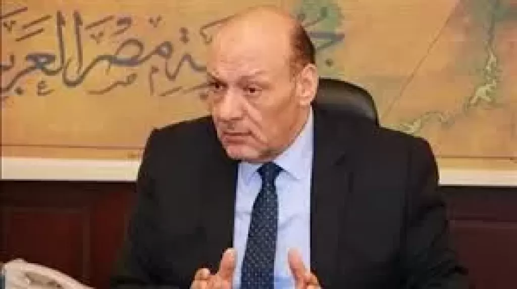 المستشار حسين أبو العطا، رئيس حزب "المصريين"